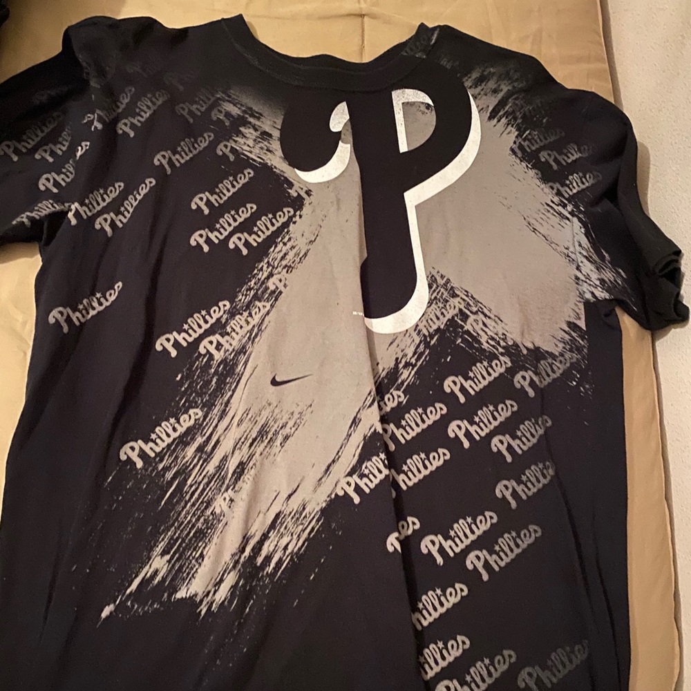 Vintage Phillies Nike tee